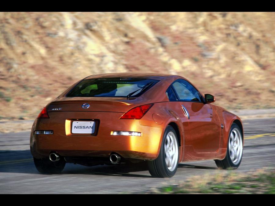  Nissan 350Z 2003 года  (фото 52 из 103)